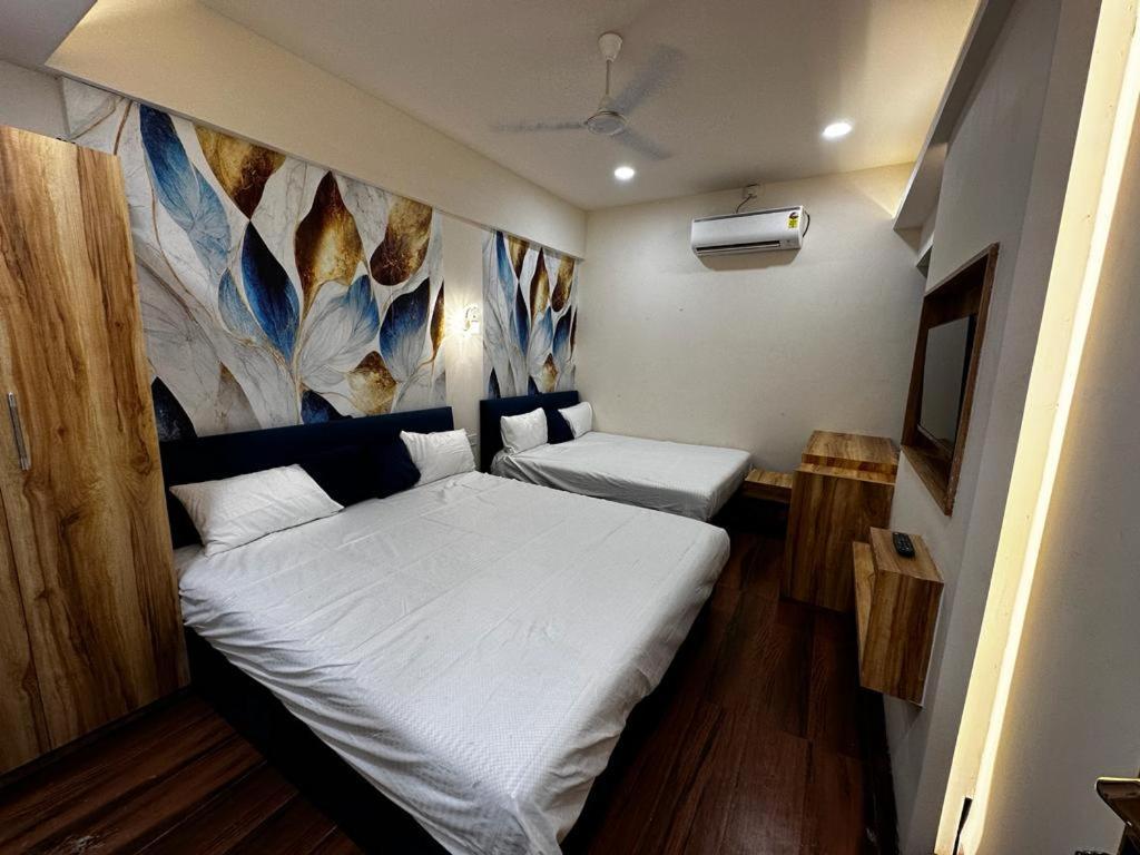 Hotel Shree Mahakal Krapa Ujjain Eksteriør billede
