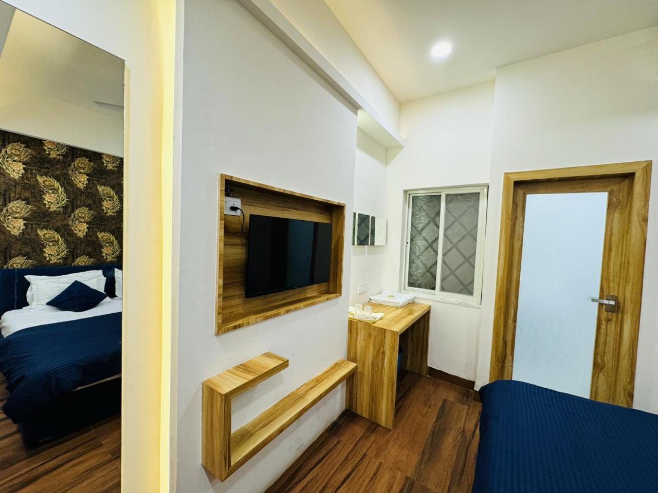Hotel Shree Mahakal Krapa Ujjain Eksteriør billede